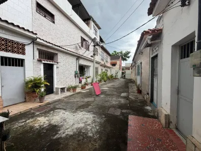 Casa com 2 Quartos à venda, 95m² no Tauá, Rio de Janeiro