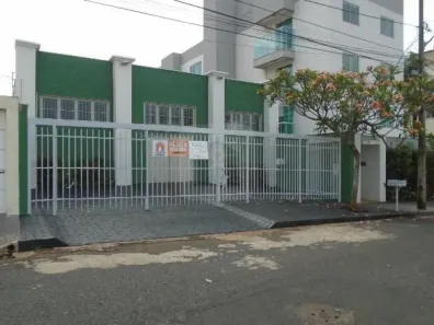 Ponto Comercial com 1 Quarto à venda, 250m² no Santa Mônica, Uberlândia
