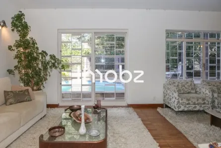 Casa com 6 Quartos à venda, 250m² no Pacaembu, São Paulo