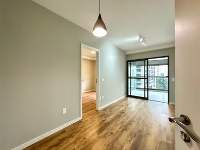 Apartamento com 1 Quarto para alugar, 50m² no Jardim das Acácias, São Paulo