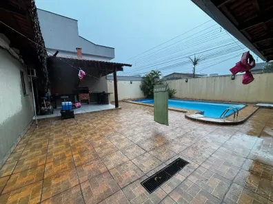 Casa com 3 Quartos à venda, 280m² no Setor Faiçalville, Goiânia