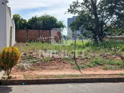 Lote/Terreno com 1 Quarto à venda, 1m² no Shopping Park, Uberlândia