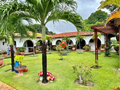 Casa com 4 Quartos à venda, 4000m² no Centro, Eusébio