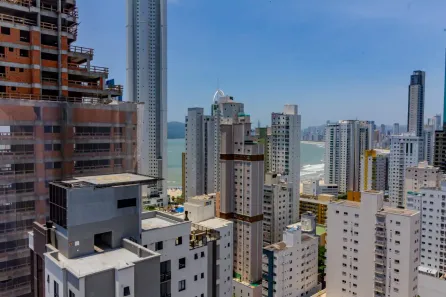 Apartamento com 4 Quartos à venda, 133m² no Pioneiros, Balneário Camboriú