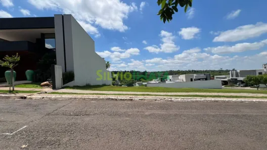 Lote/Terreno à venda, 396m² no Parque Industrial, Maringá