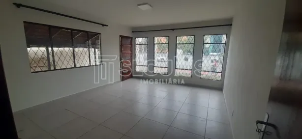 Casa com 1 Quarto para alugar, 111m² no Centro, Jaraguá do Sul