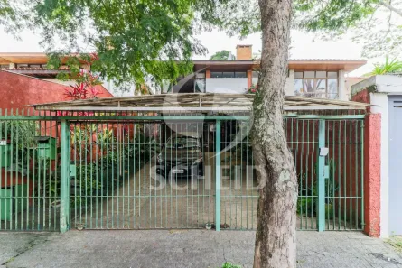 Casa com 2 Quartos à venda, 300m² no Chácara Monte Alegre, São Paulo