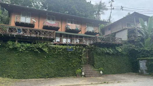 Casa com 4 Quartos à venda, 180m² no Veloso, Ilhabela