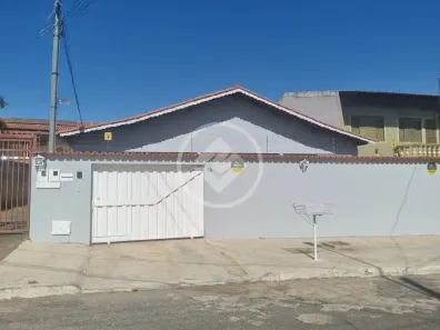 Casa com 2 Quartos à venda, 252m² no Jardim América, Goiânia