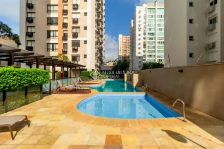 Apartamento com 2 Quartos à venda, 67m² no Passo da Areia, Porto Alegre