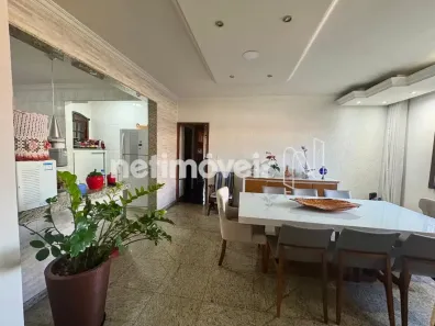 Casa com 5 Quartos à venda, 359m² no Santa Cruz, Belo Horizonte