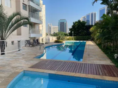 Apartamento com 2 Quartos para alugar, 49m² no Santo Amaro, São Paulo