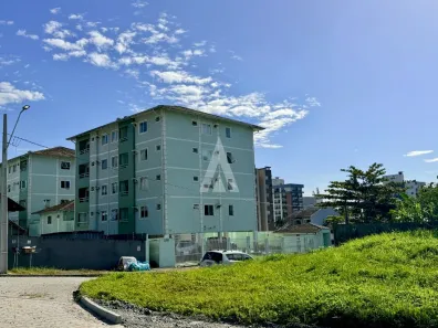Apartamento com 2 Quartos à venda, 77m² no Costa e Silva, Joinville