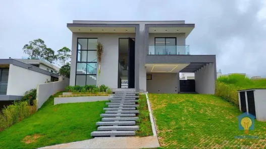 Casa de Condomínio com 5 Quartos à venda, 420m² no Moinho Velho, Embu das Artes