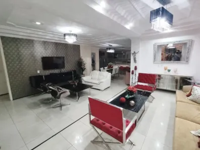 Casa com 9 Quartos à venda, 960m² no Centro, Fortaleza