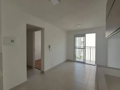 Apartamento com 2 Quartos para alugar, 34m² no Parque Industrial Tomas Edson, São Paulo
