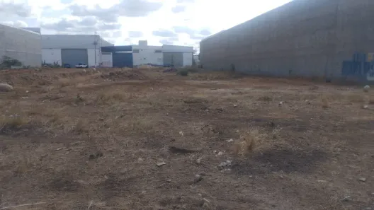 Lote/Terreno à venda, 1460m² no Distrito Industrial, Juazeiro