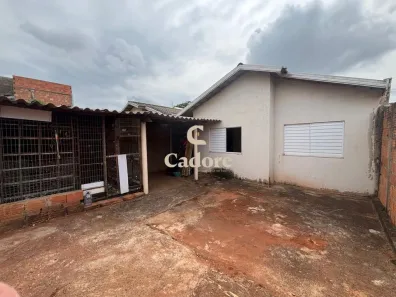 Casa com 2 Quartos à venda, 43m² no Loteamento Residencial Pequis, Uberlândia