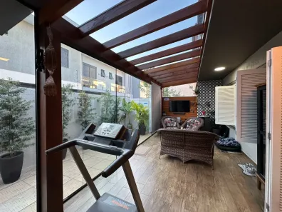 Sobrado com 3 Quartos à venda, 178m² no Estância Velha, Canoas