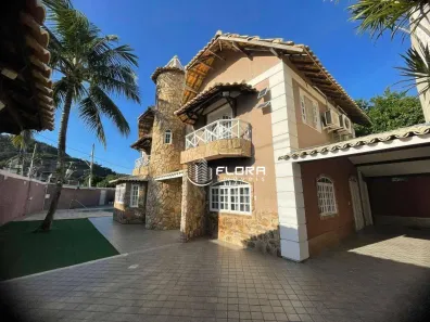 Casa com 3 Quartos à venda, 128m² no Piratininga, Niterói