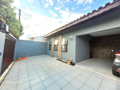 Casa com 3 Quartos para alugar, 172m² no Jardim dos Calegaris, Paulínia