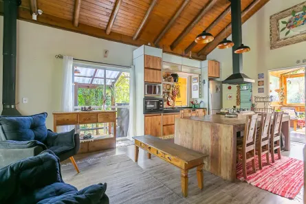 Casa com 4 Quartos à venda, 140m² no Lagoa da Conceição, Florianópolis
