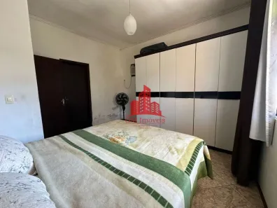 Casa com 5 Quartos à venda, 300m² no Centro, Navegantes