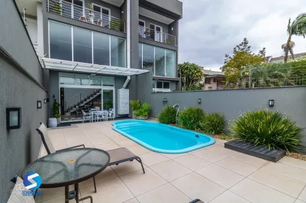 Casa com 3 Quartos à venda, 315m² no Chácara das Pedras, Porto Alegre