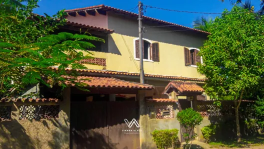 Casa com 4 Quartos para alugar, 336m² no Jardim Atlântico Oeste (Itaipuaçu), Maricá