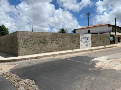 Lote/Terreno à venda, 924m² no Serrinha, Fortaleza