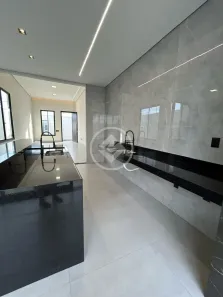 Casa com 3 Quartos à venda, 172m² no Grand Ville, Uberlândia