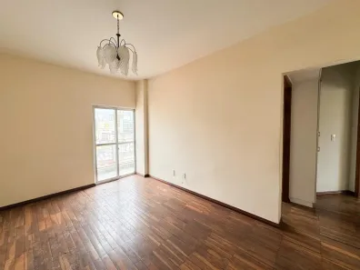 Apartamento com 2 Quartos à venda, 75m² no Centro, Juiz de Fora