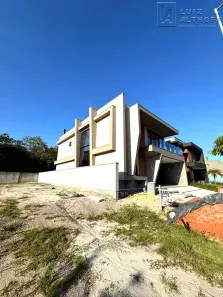 Casa de Condomínio com 3 Quartos à venda, 308m² no Pedra Branca, Palhoça