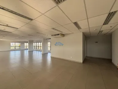 Sala Comercial para alugar, 636m² no Vila Boa Vista, Barueri