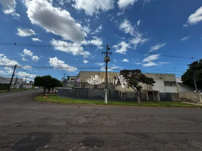 Galpão/Depósito/Armazém para venda ou aluguel, 2100m² no Tarobá, Londrina