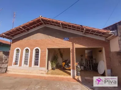 Casa com 3 Quartos à venda, 126m² no Jardim Eloísa, Leme