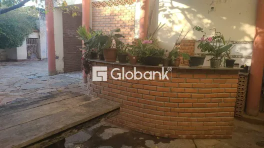 Casa com 6 Quartos à venda, 500m² no Januária, Januária