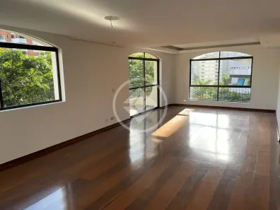 Apartamento com 3 Quartos à venda, 190m² no Vila Uberabinha, São Paulo