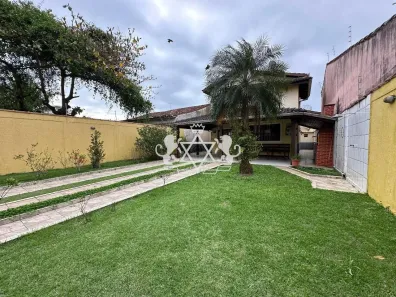 Sobrado com 3 Quartos à venda, 156m² no Martim de Sá, Caraguatatuba