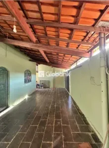 Casa com 3 Quartos à venda, 100m² no Carmelo, Montes Claros