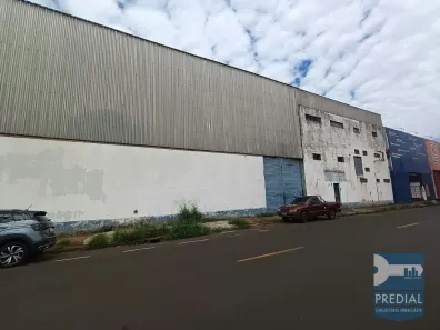 Galpão/Depósito/Armazém para alugar, 800m² no Vila Izabel, São Carlos