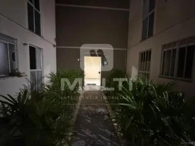 Apartamento com 2 Quartos à venda, 39m² no Chácaras Tubalina e Quartel, Uberlândia