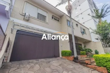 Casa com 3 Quartos à venda, 375m² no Jardim Lindóia, Porto Alegre