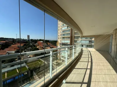 Apartamento com 4 Quartos para alugar, 247m² no Vila Embaré, Valinhos