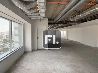 Sala Comercial à venda, 900m² no Parque Industrial Tomas Edson, São Paulo