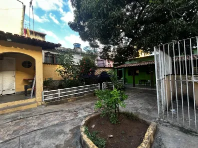 Casa com 4 Quartos à venda, 150m² no Caiçaras, Belo Horizonte