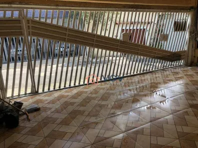 Sobrado com 3 Quartos à venda, 167m² no Cidade Domitila, São Paulo