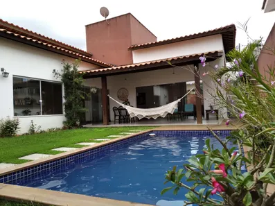 Casa com 3 Quartos à venda, 300m² no SIM, Feira de Santana
