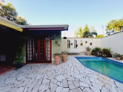 Casa com 3 Quartos à venda, 401m² no Vila Petrópolis, Atibaia