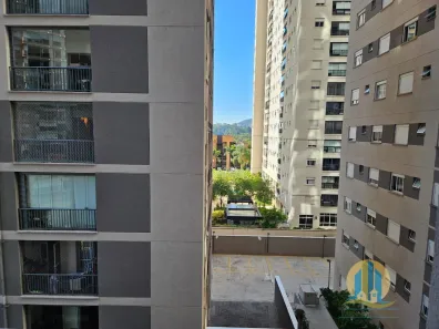 Apartamento com 2 Quartos para alugar, 52m² no Green Valley Alphaville, Barueri